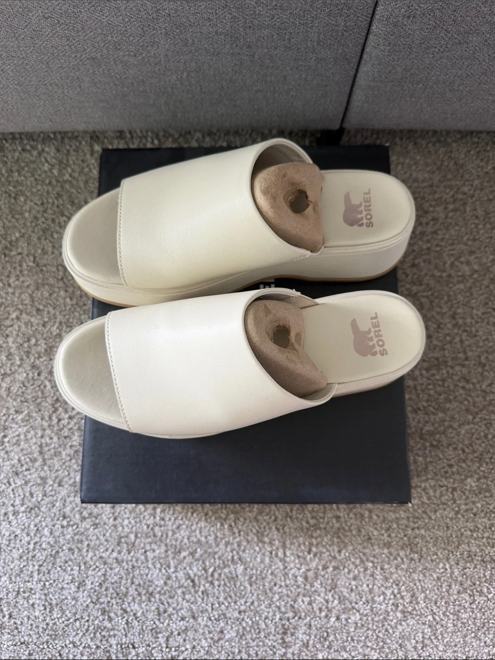 Sorel Cream Platform Slide Mule - sz 8